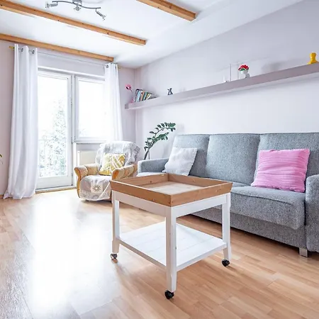 Dom Artysty, Myweek * ビストシツァ・クウォツカ